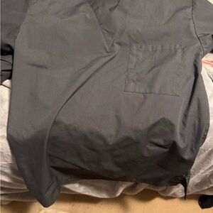 Women's Black V-Neck Top scrubs